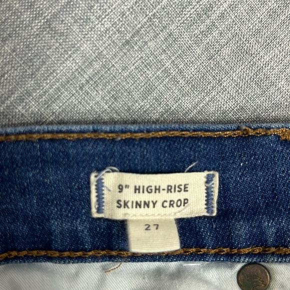 Madewell 9” High-Rise Skinny Crop Distressed Jeans - Picture 8 of 8